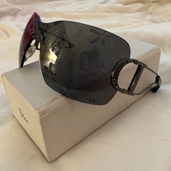 DIOR 2000s - Picture 2 of 2